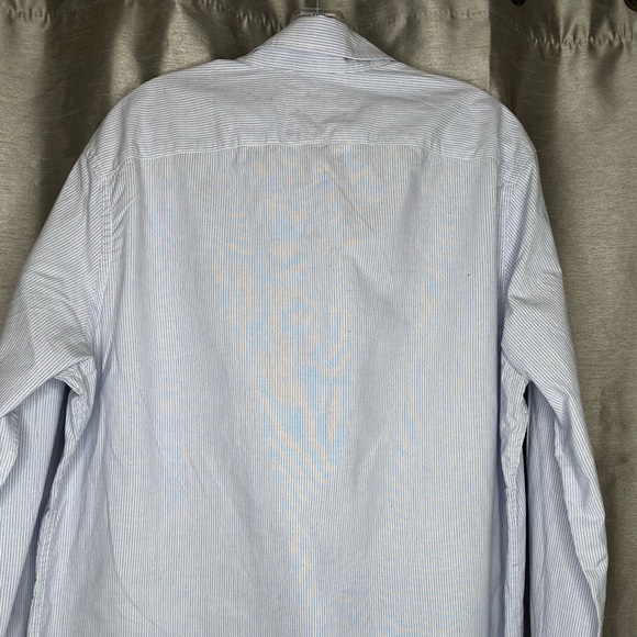 Men’s Shirt - Picture 2 of 3